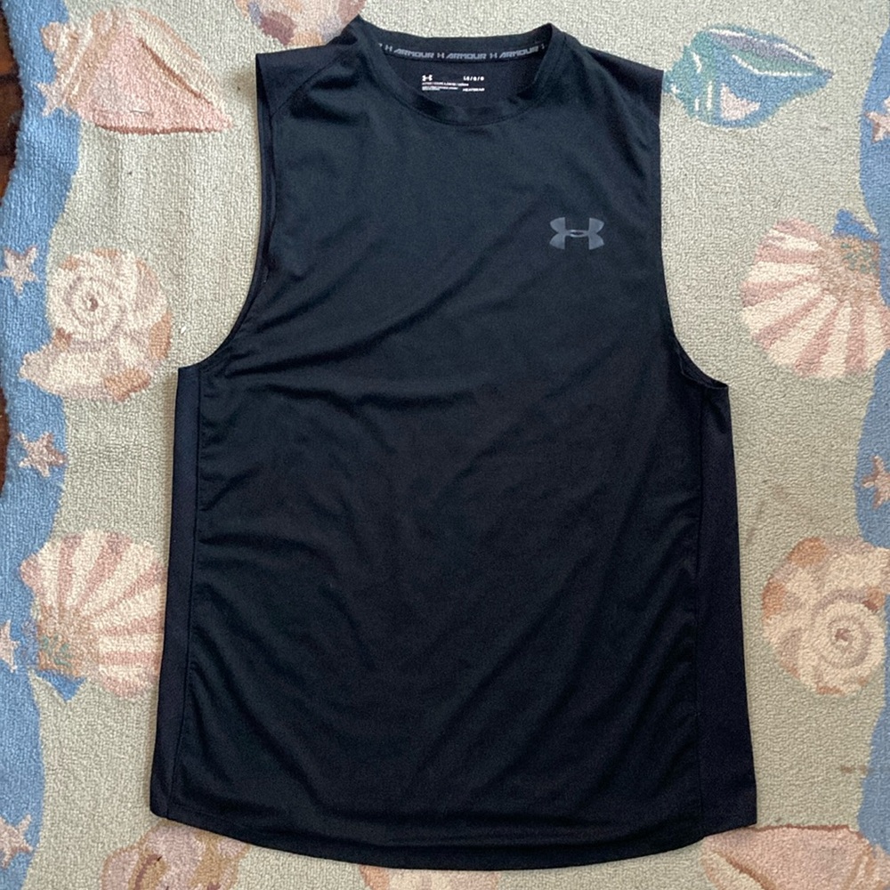 Under armor sleeveless fitted top